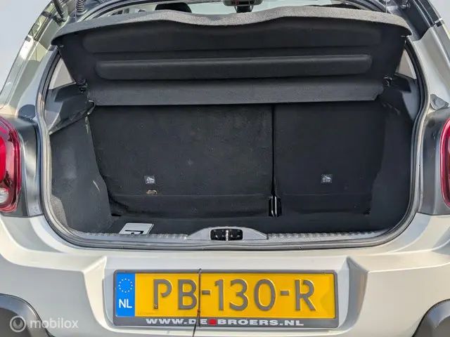 Citroën C3 1.2 PureTech S&S Shine 110PK! 2017 Benzine 9