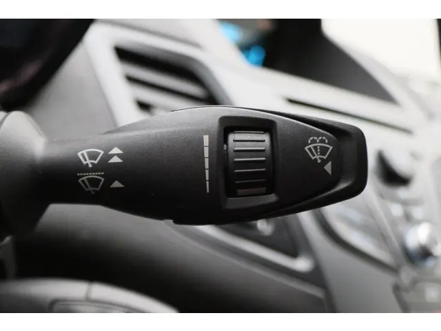 Ford Fiesta 1.0 Style 2013 Benzine 28