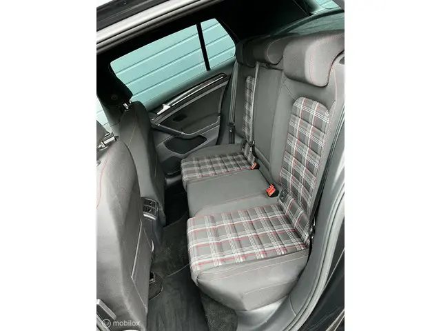 Volkswagen Golf 2.0 TSI | VERKOCHT 2016 Benzine 16
