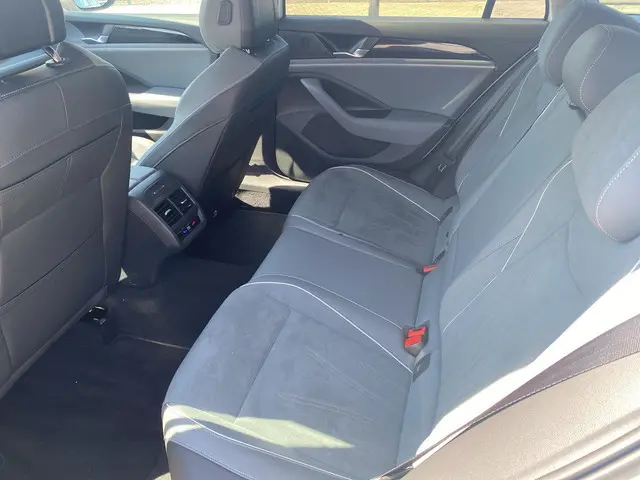 Volkswagen Passat Variant 1.5 eTSI Business 2024 Benzine 9