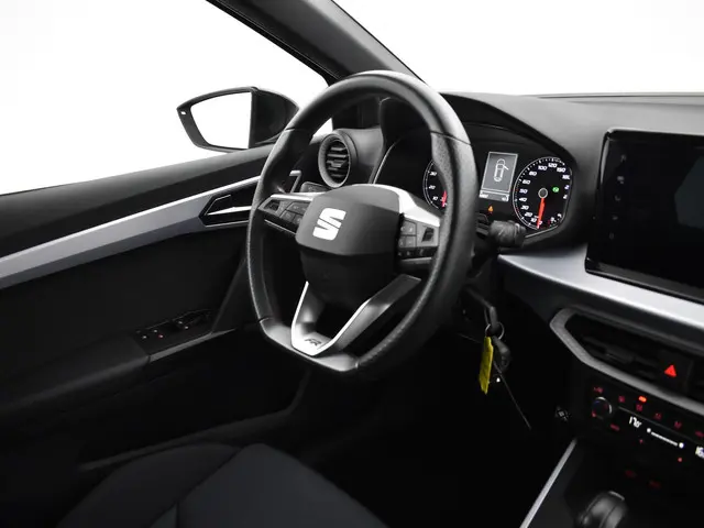 SEAT Arona 1.0 Tsi 110pk DSG FR 2022 Benzine 20