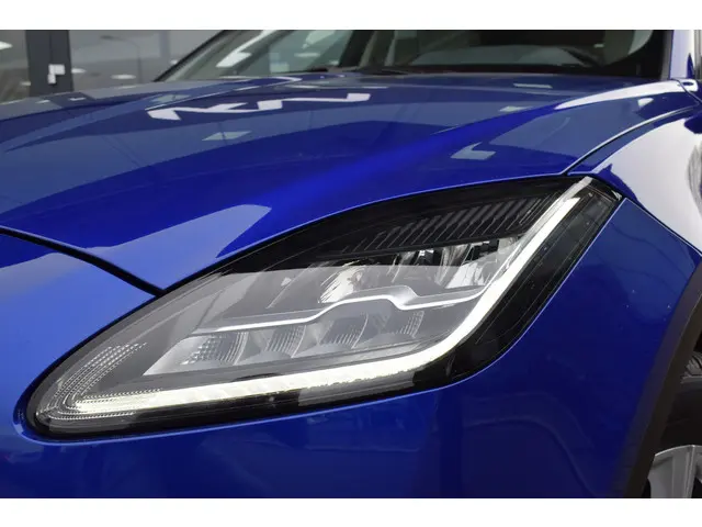 Jaguar E-PACE 2.0 P200 AWD R-Dynamic S 2019 Benzine 5