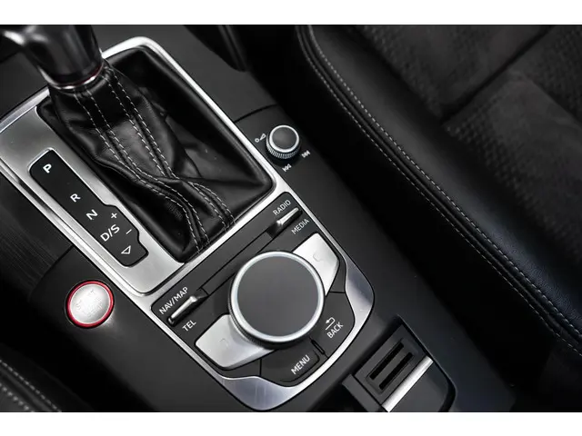 Audi S3 2.0 TFSI S3 quattro Pano B&O Camera 2017 Benzine 24