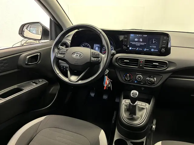 Hyundai i10 1.0 Comfort 2023 Benzine 3