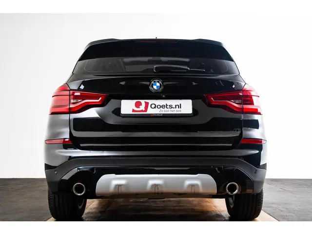 BMW X3 xDrive20i High Executive 2019 Benzine 28