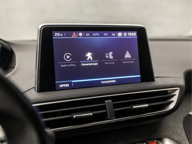 Peugeot 3008 1.2 PureTech GT-Line Sport 2018 Benzine 26