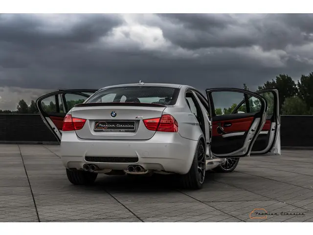 BMW M3 CRT E90 2012 Benzine 32