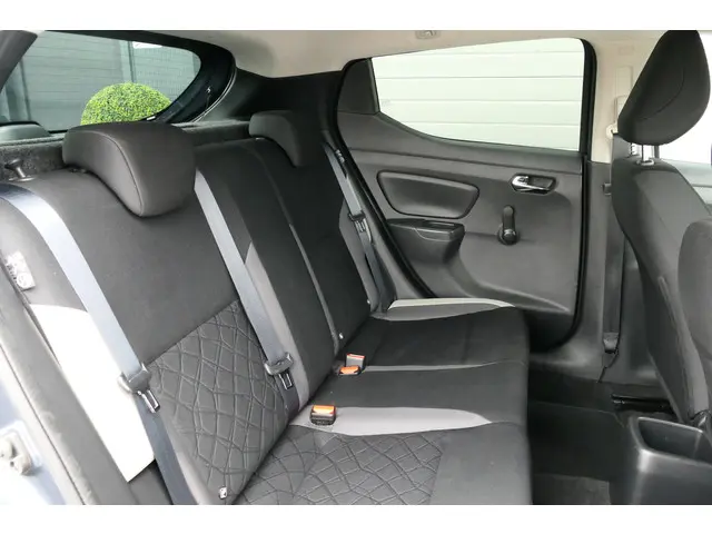 Nissan Micra 0.9 IG-T Business Edition 2018 Benzine 35