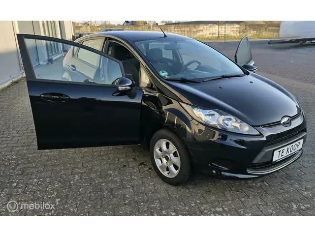 Ford Fiesta 1.25 zeer nette auto 2013 Benzine 5