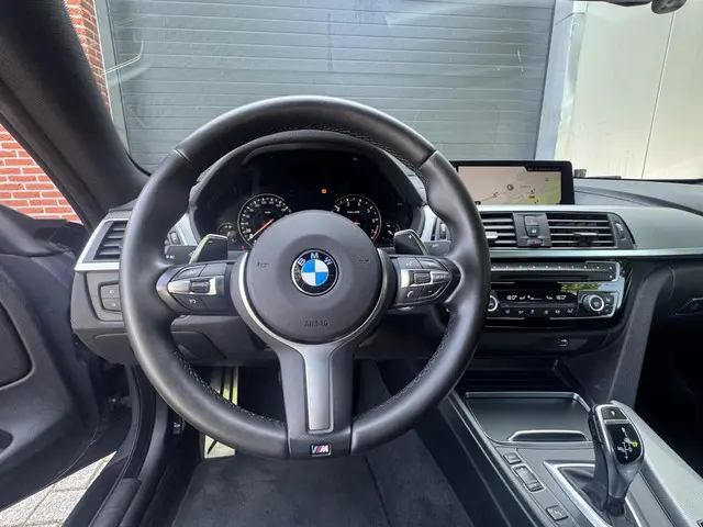 BMW 4 Serie Coupé 420i High Executive 2017 Benzine 10