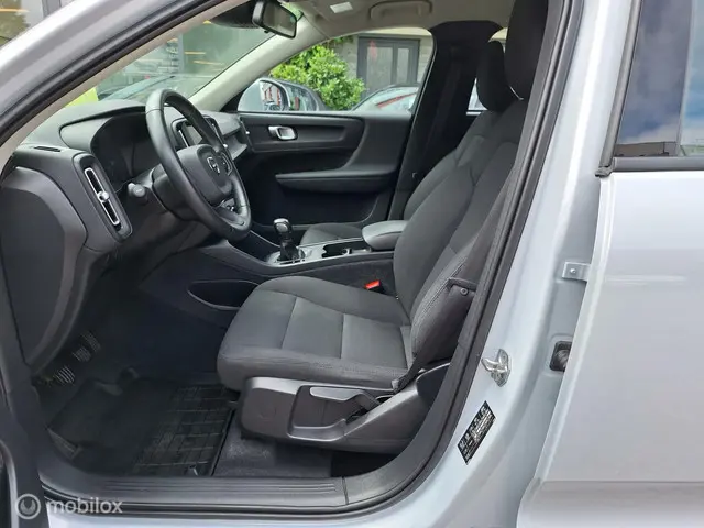Volvo XC40 1.5 T2 MOMENTUM 2021 Benzine 14