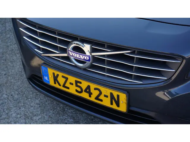 Volvo V60 1.5 123PK T2 Automaat Kinetic 2017 Benzine 41