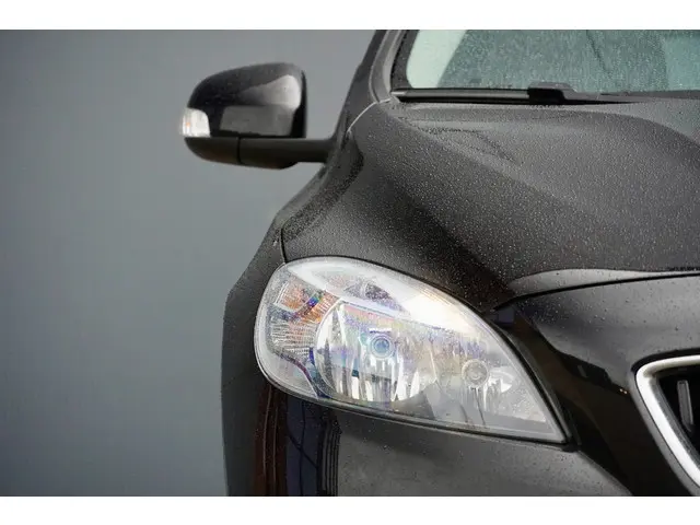 Volvo V40 2.0 T3 153 pk NORDIC BUSINESS 2018 Benzine 27