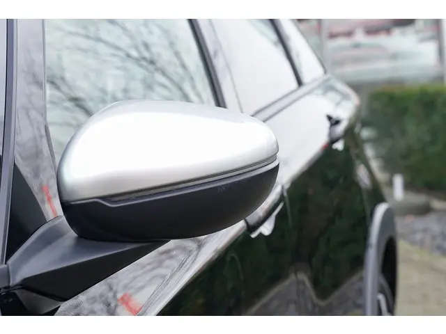 Honda Jazz 1.5i e:HEV CROSSTAR 2022 Hybride Benzine 24