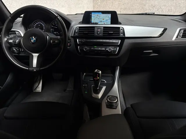 BMW 1 Serie 118i M Sport Line Shadow 2019 Benzine 6