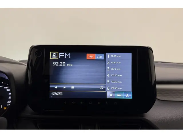 Suzuki Swift 1.2 Style Smart Hybrid 2025 Benzine 23