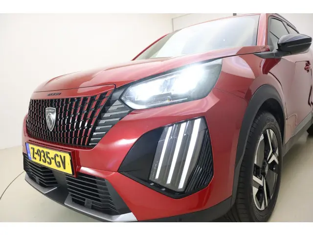 Peugeot 2008 1.2 PureTech 100 Allure 2024 Benzine 19