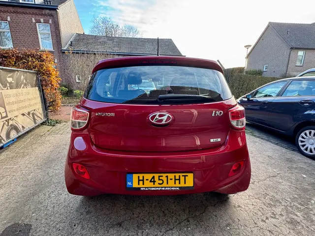 Hyundai i10 1.2 i-Vision I CLIMA I CRUISE I 2014 Benzine 7