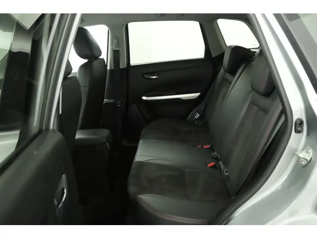Suzuki Vitara 1.4 S 2017 Benzine 18