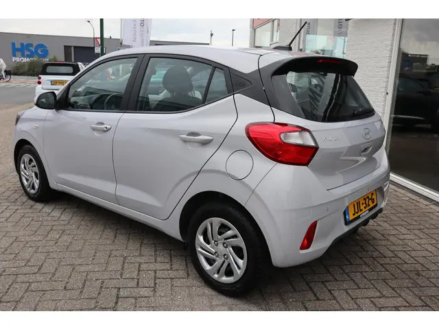 Hyundai i10 1.0 PREMIUM 2025 Benzine 12
