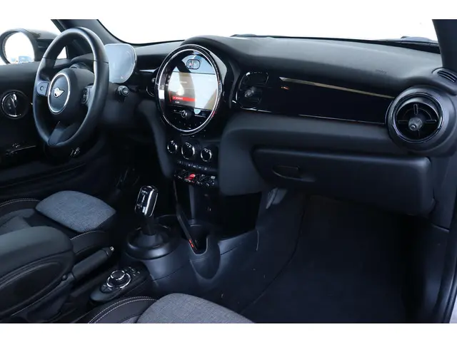 MINI Cooper Mini 1.5 Classic 2023 Benzine 9