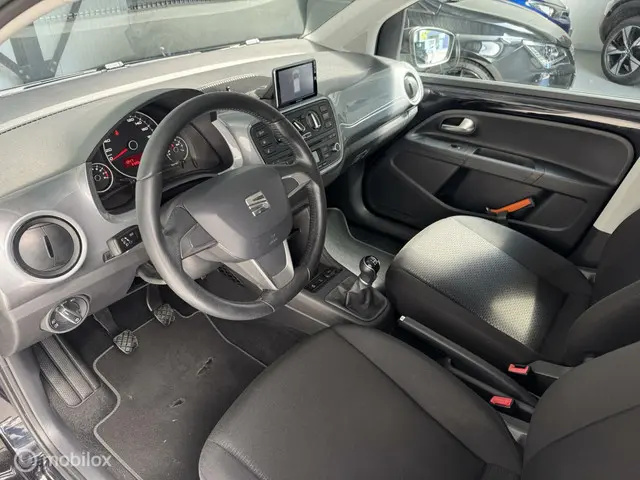 SEAT Mii 1.0 Sport Dynamic Navigatie, Airco 2015 Benzine 9