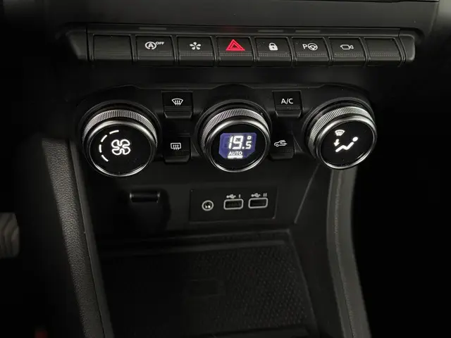 Renault Captur 1.0 TCe 90 Techno 2023 Benzine 45