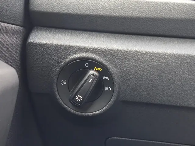 Volkswagen T-Roc 1.0 TSI Life 2022 Benzine 8