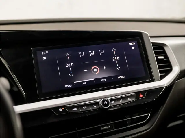 Opel Grandland 1.2 Turbo Elegance Sport 2022 Benzine 22