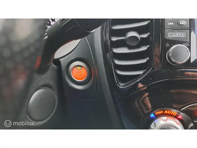 Nissan Juke 1.2 DIG-T S/S N-Connecta 2015 Benzine 19