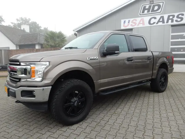 Ford F-150 5.0Ltr V8 4X4 6 pers. Crew cab 2019 LPG/Gas 4