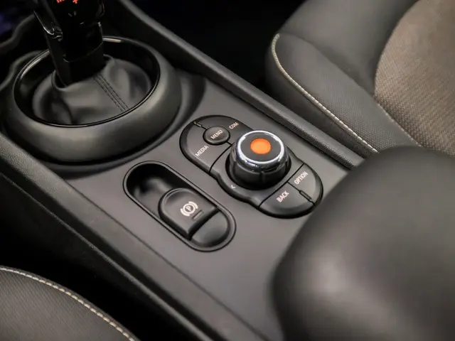 MINI Clubman Mini 1.5 Cooper Chili Sport 2019 Benzine 27