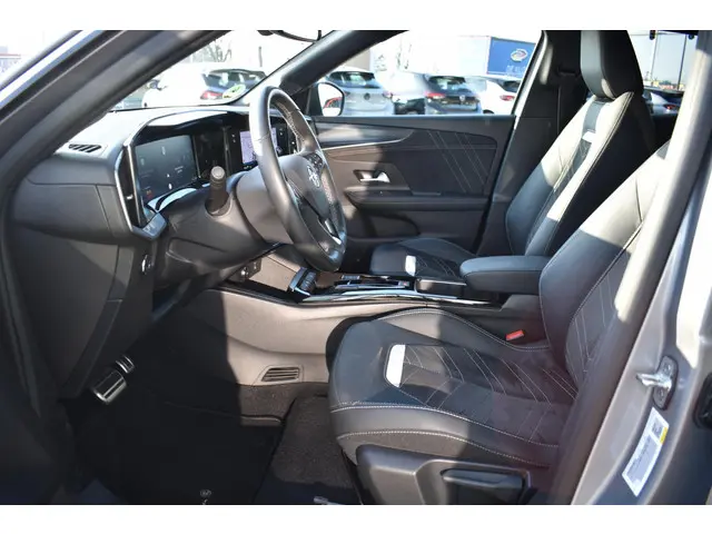 Opel Mokka-e Ultimate 50-kWh 11kw bl. 2022 Elektrisch 22