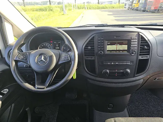 Mercedes-Benz Vito 114 2019 Diesel 8