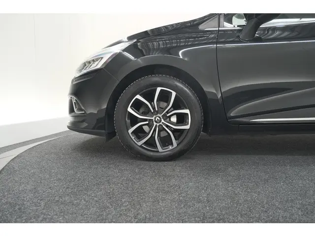 Renault Clio TCe 90 Intens 2017 Benzine 17