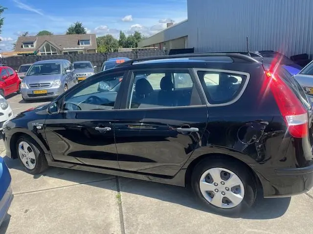 Hyundai i30 CW-nette auto 1.4i i-Drive Cool 2012 Benzine 10