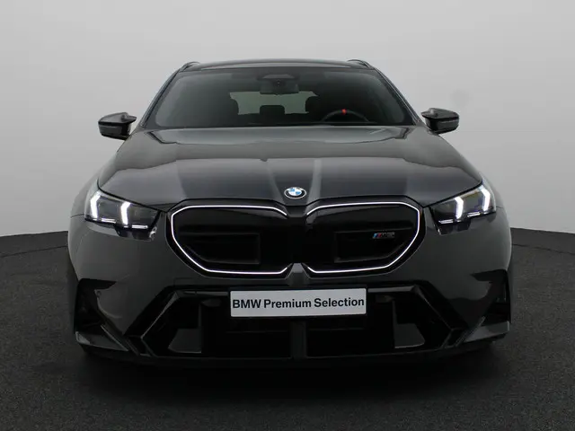 BMW M5 Touring 2025 Hybride Benzine 3