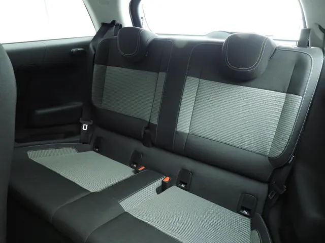 MINI 3-Deurs Cooper E 2024 Elektrisch 8