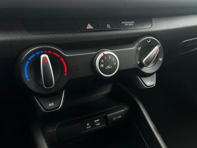 Kia Rio 1.0 TGDI ComfortPlusLine Navigator 2017 Benzine 17