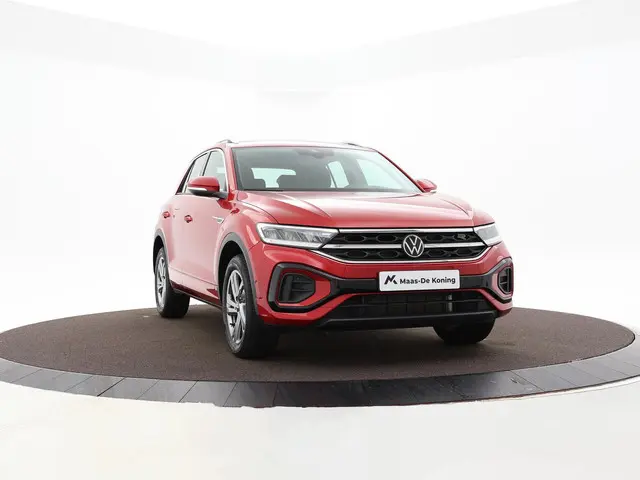 Volkswagen T-Roc 1.5 Tsi 150pk DSG R-Line 2024 Benzine 3