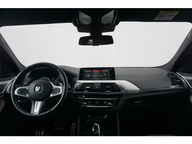 BMW X4 xDrive20i 2019 Benzine 9