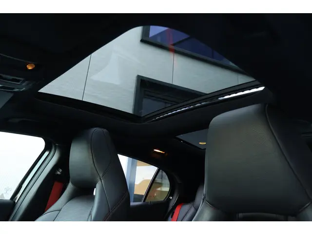 Mercedes-Benz GLA AMG 45 4MATIC 2018 Benzine 14