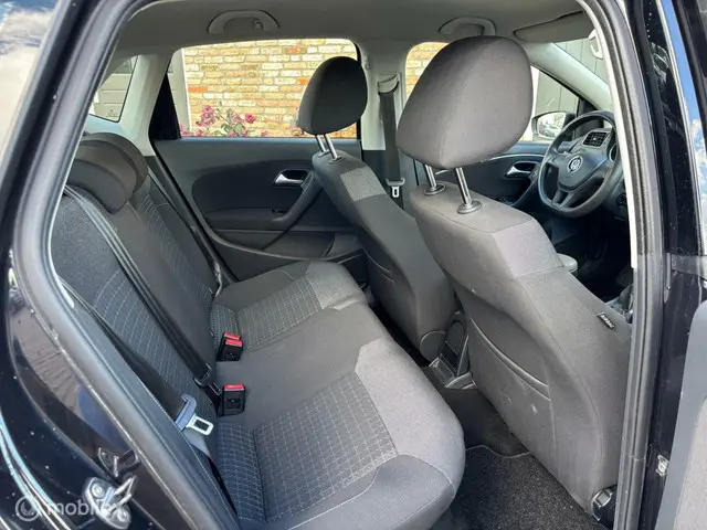Volkswagen Polo 1.2 TSI Comfortline 2015 Benzine 14