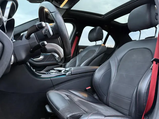 Mercedes-Benz C-Klasse AMG 43 4MATIC 2017 Benzine 8