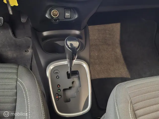 Toyota Yaris 1.5 VVT-i Active 2019 Benzine 19