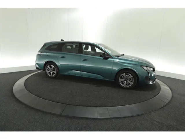 Peugeot 308 SW PureTech 130 EAT8 Active Pack 2022 Benzine 6