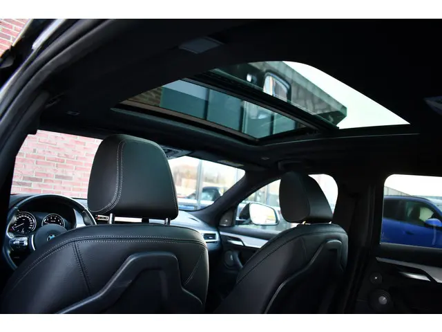 BMW X2 xDrive25e M-Sport 2021 Hybride Benzine 10