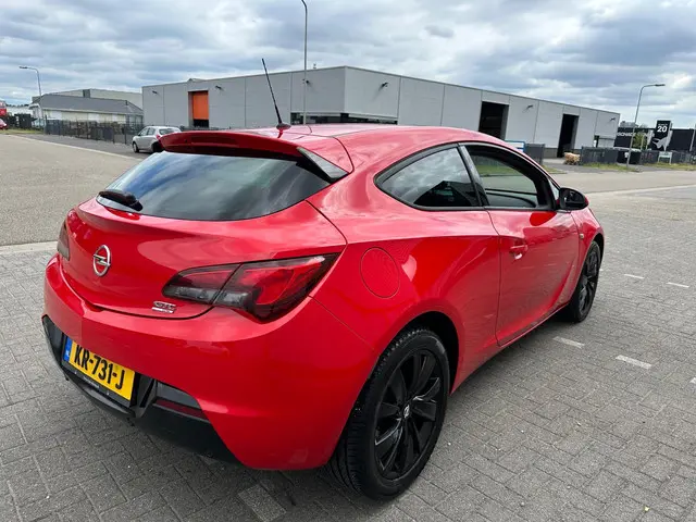 Opel Astra GTC 1.4 Turbo Design Edition 2015 Benzine 7