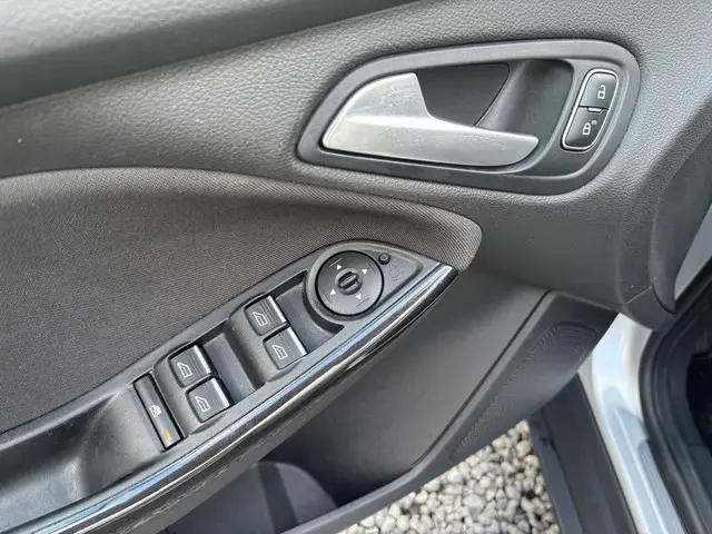 Ford Focus 1.0 Titanium NAVIGATIE 2016 Benzine 9