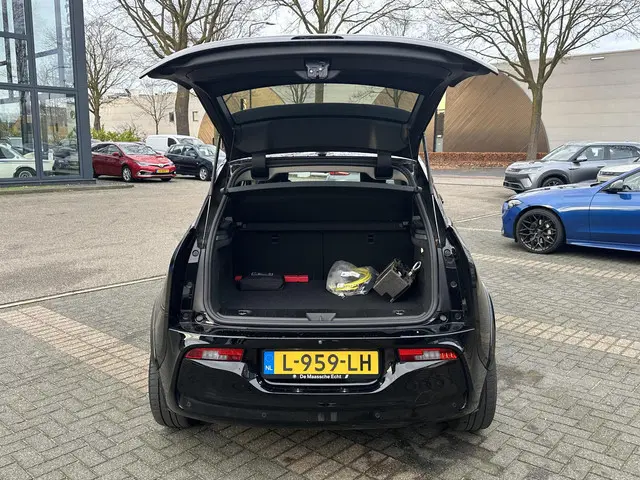 BMW i3 Dark Shadow Edition 120Ah 42 kWh 2021 Elektrisch 6